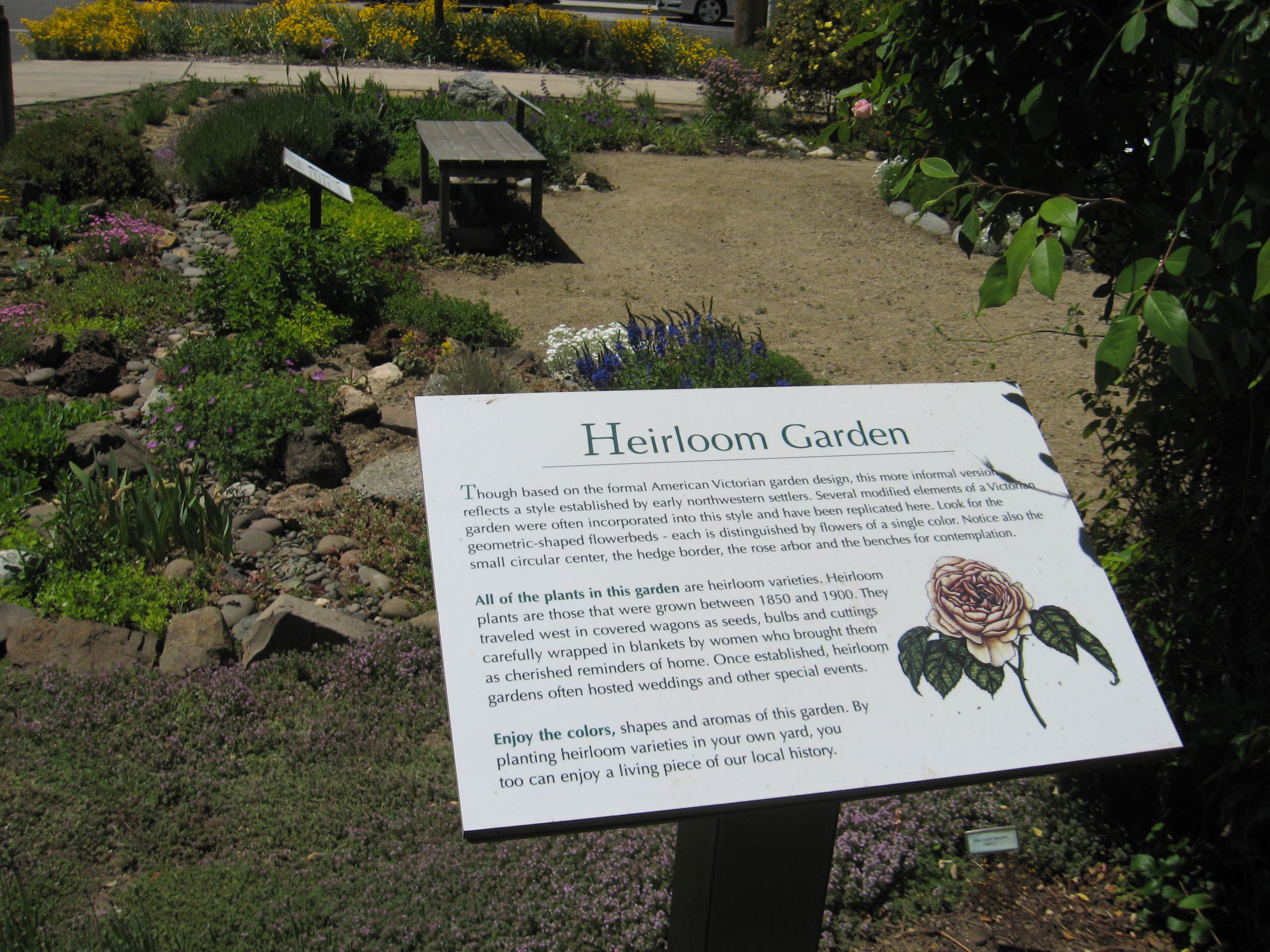 Heirloom sign 2009