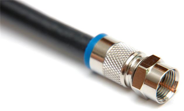 Image of a coaxial cable end.